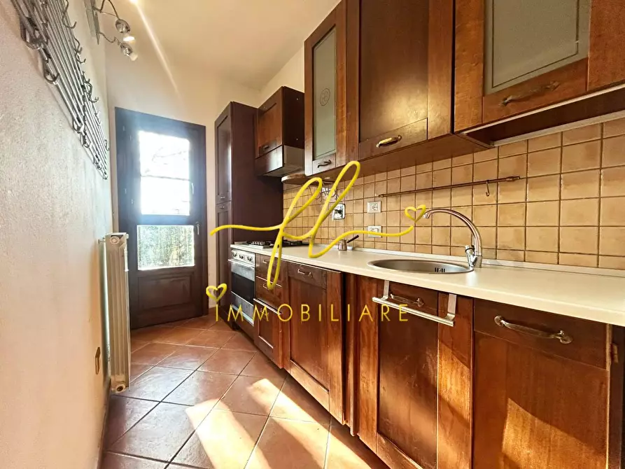 Immagine 6 di Appartamento in vendita  a Cecina