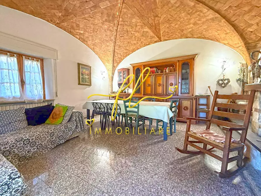 Immagine 1 di Appartamento in vendita  a Cecina