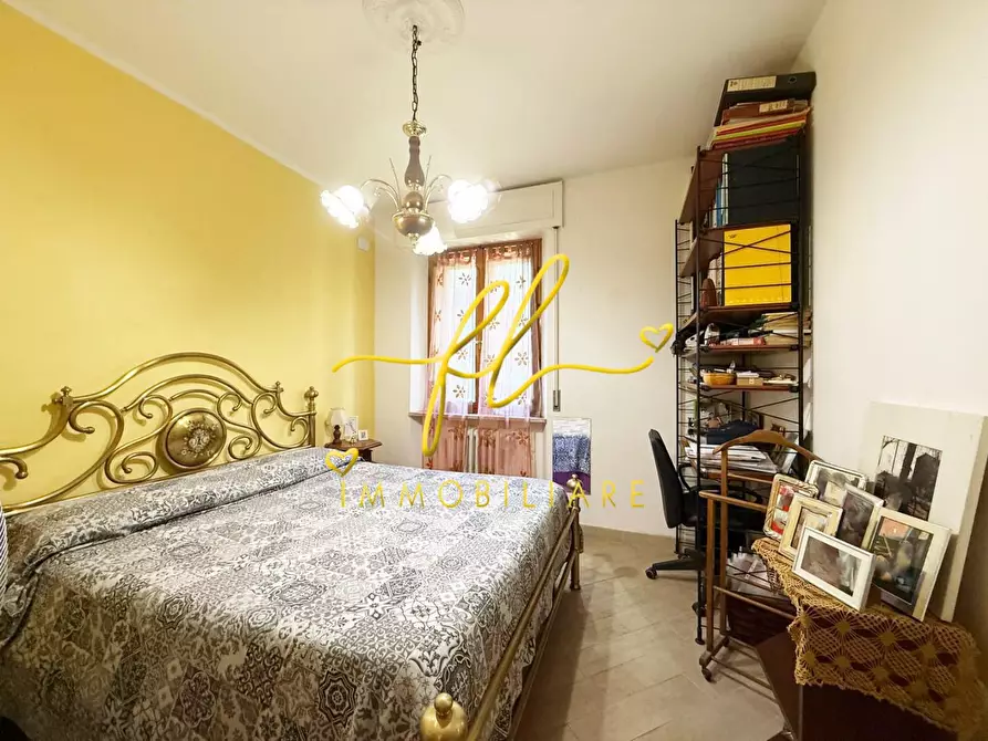 Immagine 10 di Appartamento in vendita  a Cecina