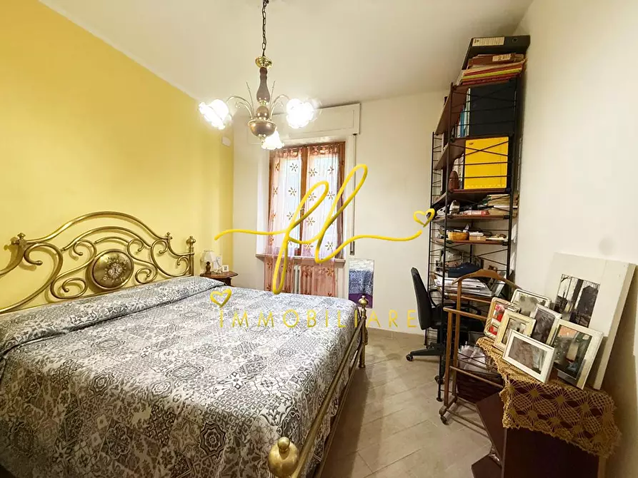 Immagine 9 di Appartamento in vendita  a Cecina