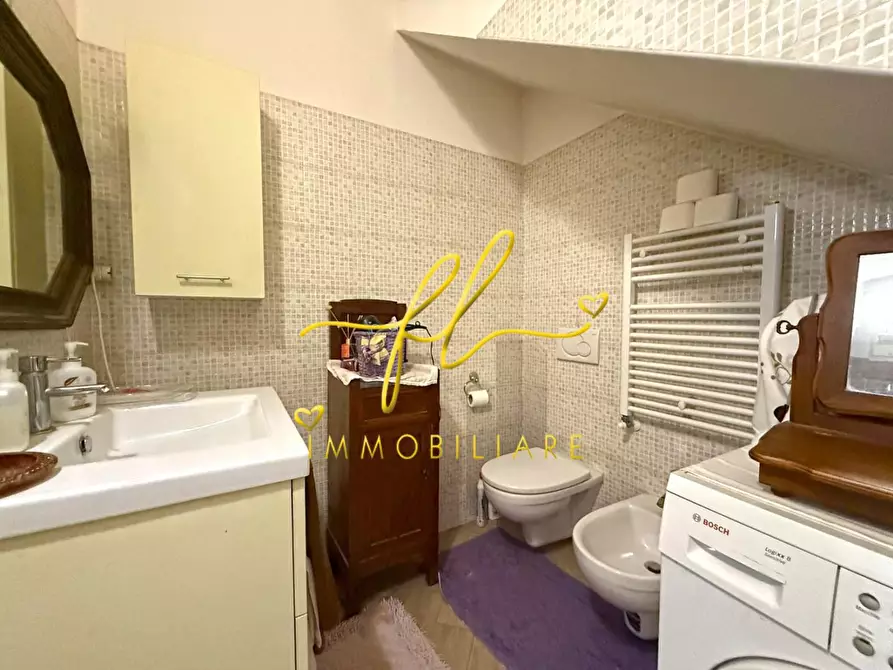 Immagine 16 di Appartamento in vendita  a Cecina