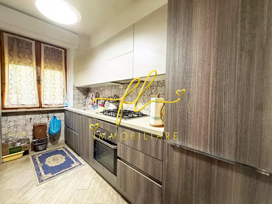 Immagine 7 di Appartamento in vendita  a Cecina