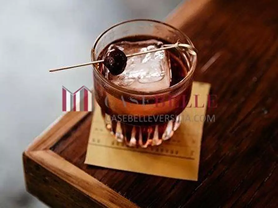 Immagine 7 di Bar / Ristorante in vendita  a Massarosa