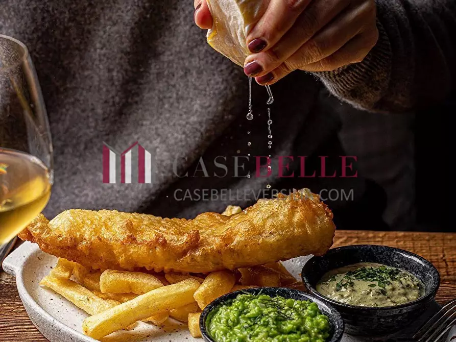 Immagine 8 di Bar / Ristorante in vendita  a Massarosa