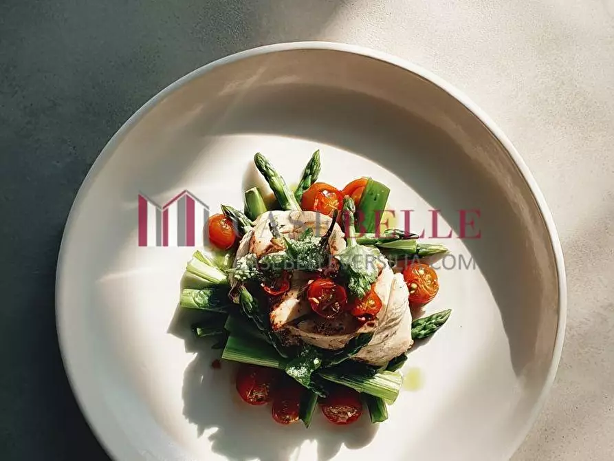 Immagine 2 di Bar / Ristorante in vendita  a Massarosa