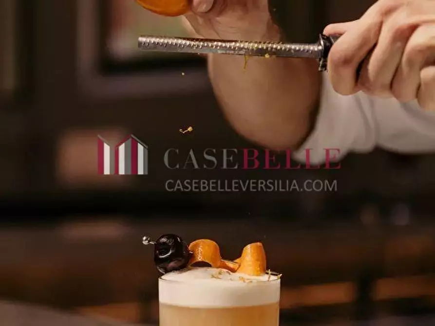 Immagine 3 di Bar / Ristorante in vendita  a Pietrasanta