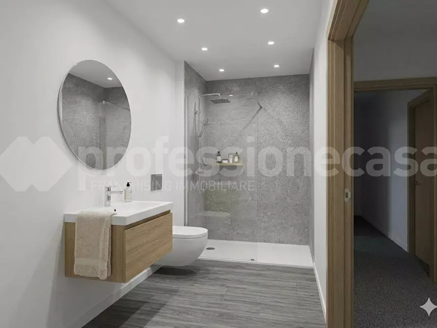 Immagine 9 di Appartamento in vendita  a Pisa