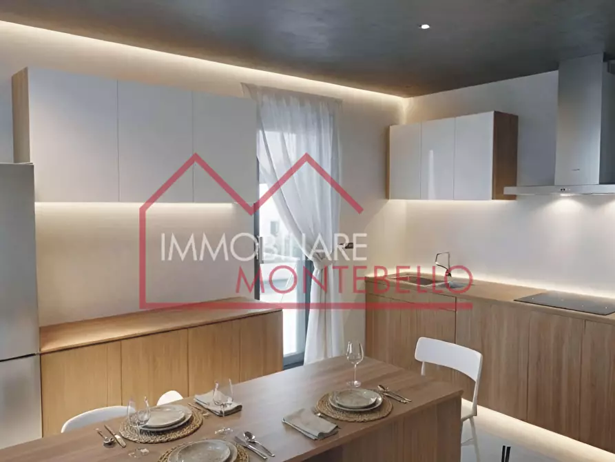 Immagine 5 di Villa in vendita  a Massarosa