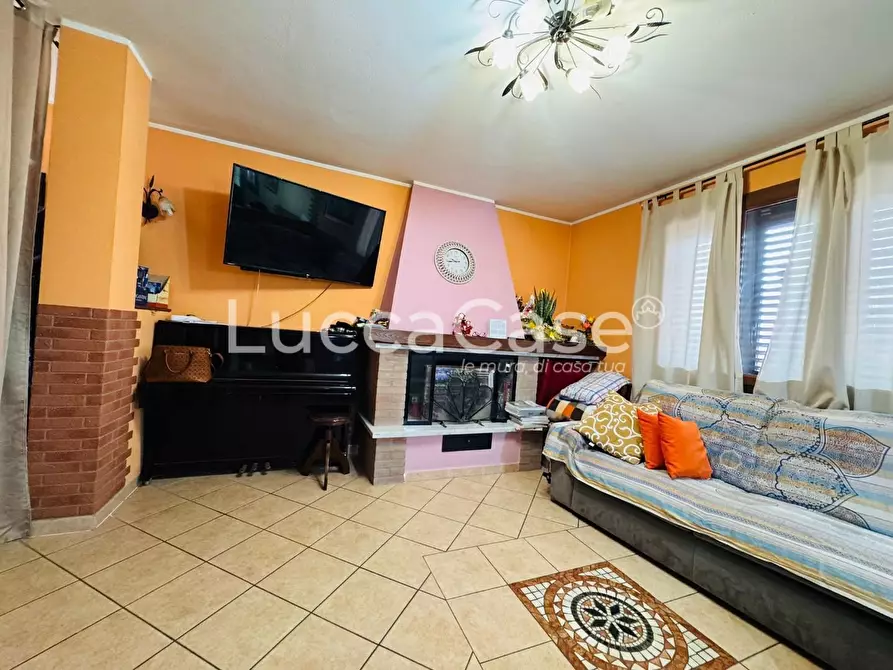 Immagine 1 di Appartamento in vendita  a Porcari