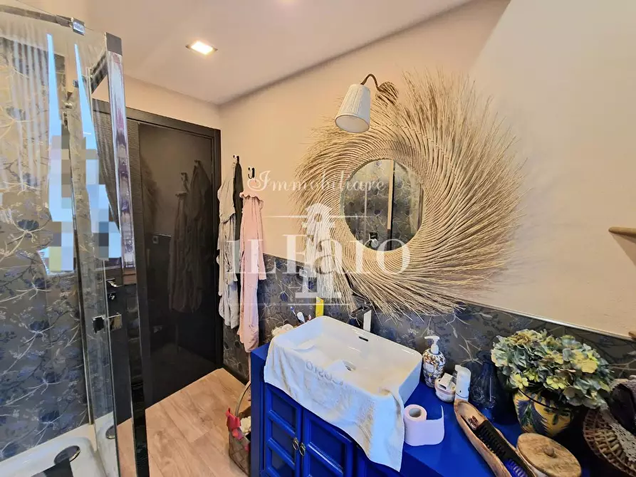 Immagine 21 di Terratetto in vendita  a Campi Bisenzio