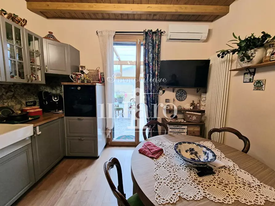 Immagine 4 di Terratetto in vendita  a Campi Bisenzio