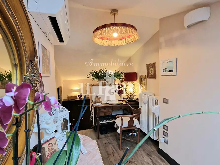 Immagine 28 di Terratetto in vendita  a Campi Bisenzio