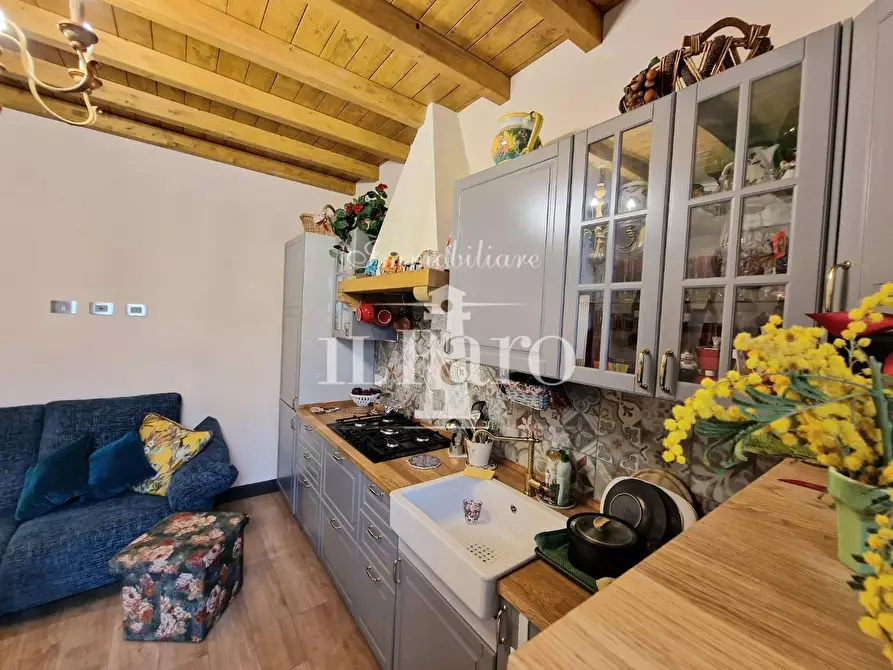 Immagine 3 di Terratetto in vendita  a Campi Bisenzio