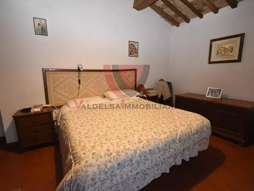 Immagine 33 di Casa indipendente in vendita  a Radicondoli