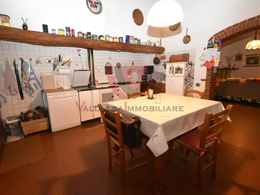 Immagine 40 di Casa indipendente in vendita  a Radicondoli