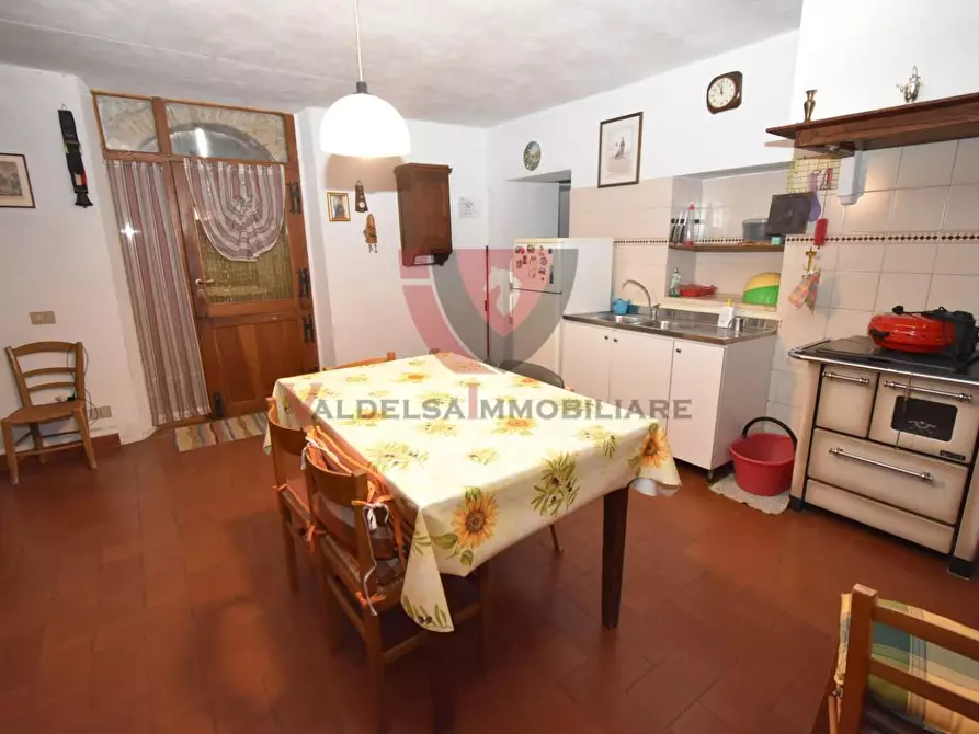 Immagine 44 di Casa indipendente in vendita  a Radicondoli