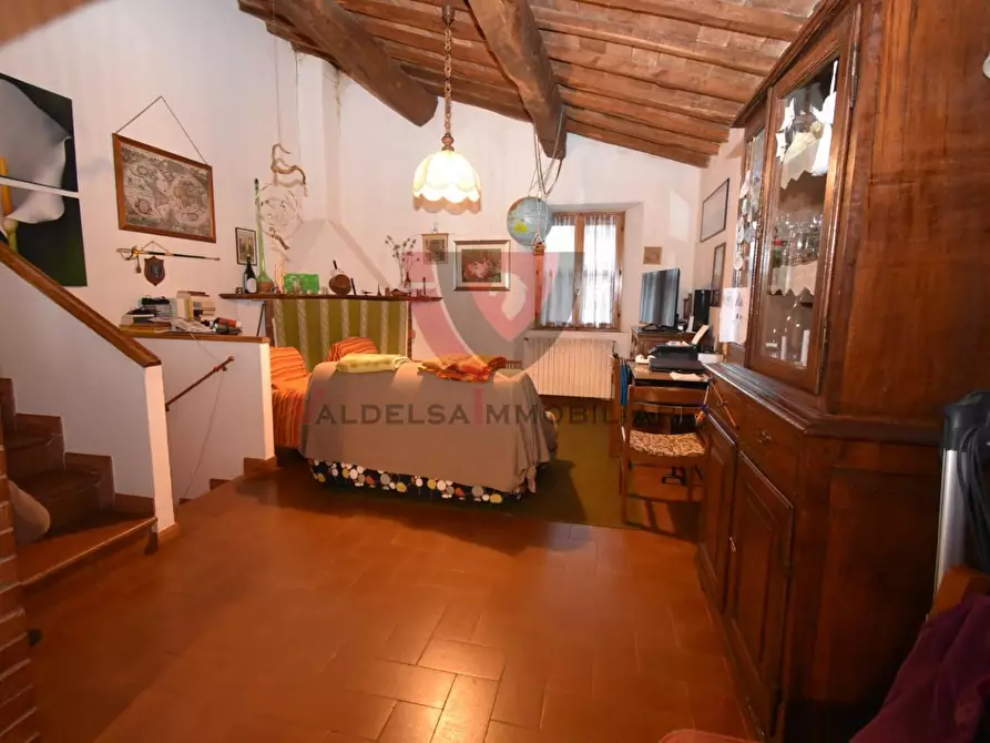 Immagine 41 di Casa indipendente in vendita  a Radicondoli