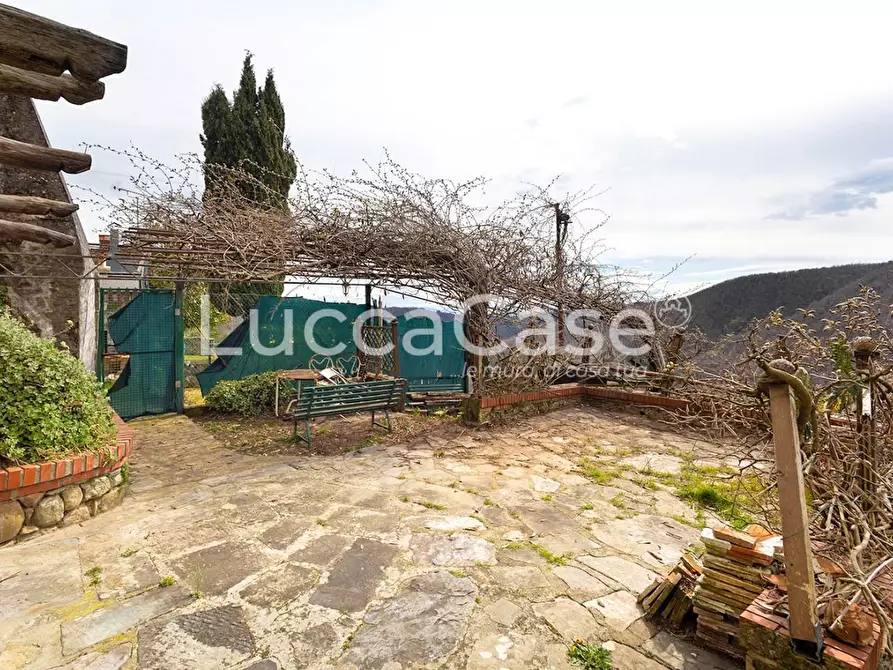 Immagine 44 di Casa colonica in vendita  a Villa Basilica