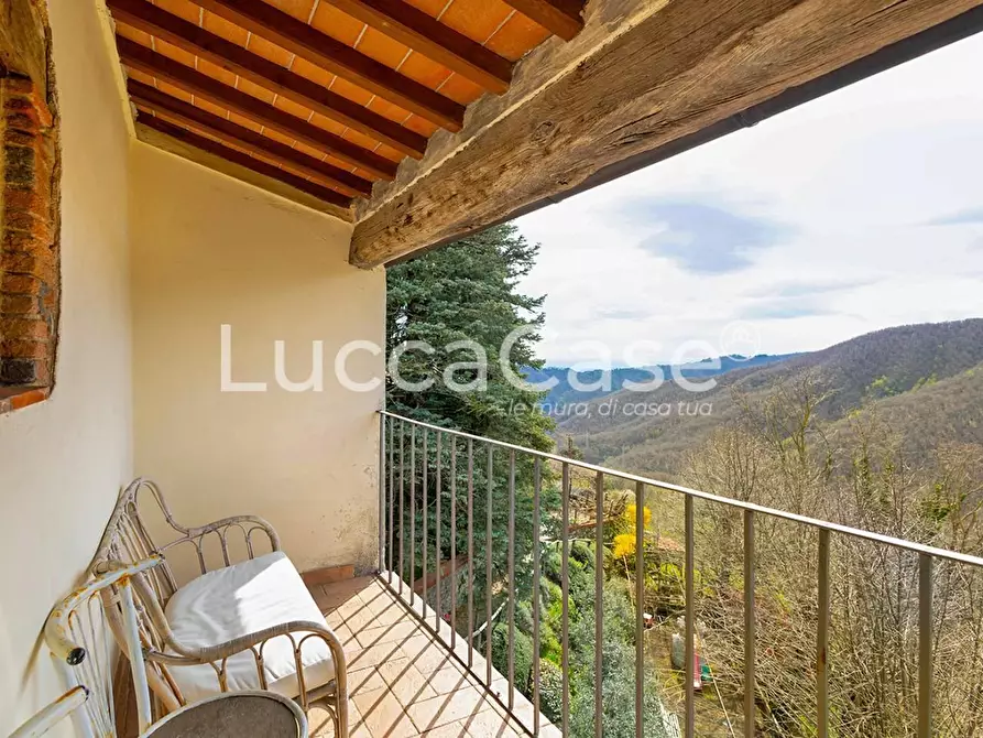 Immagine 19 di Casa colonica in vendita  a Villa Basilica