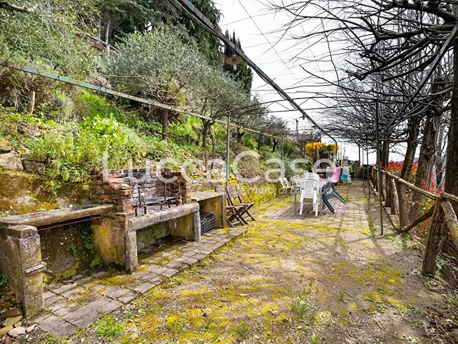 Immagine 52 di Casa colonica in vendita  a Villa Basilica