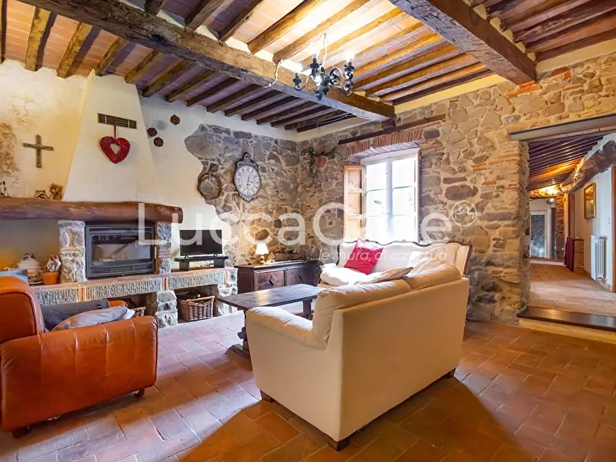 Immagine 8 di Casa colonica in vendita  a Villa Basilica