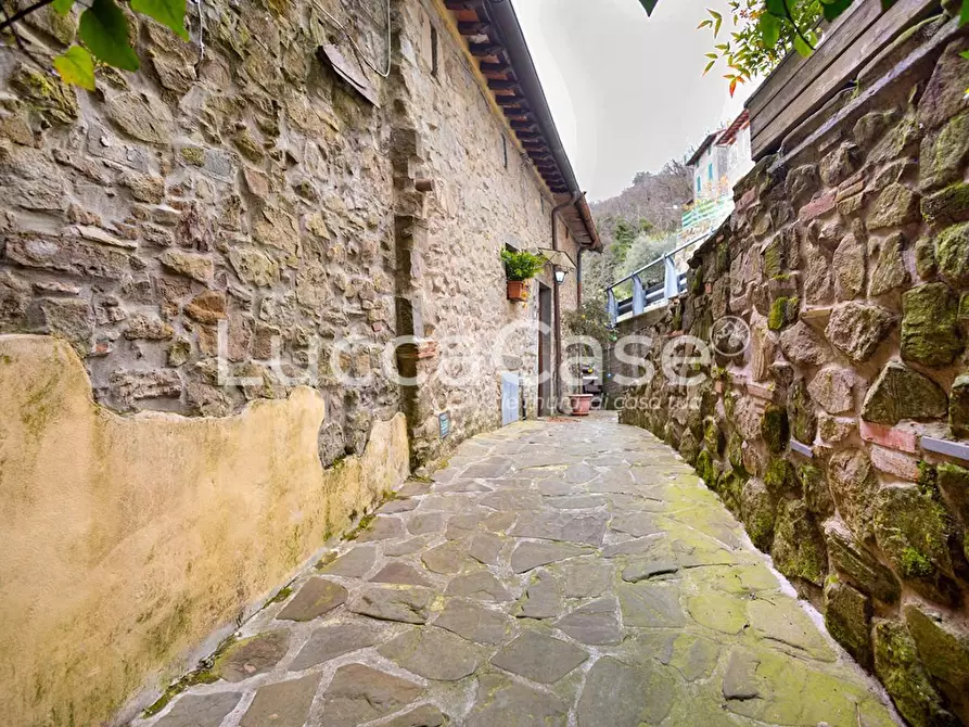 Immagine 46 di Casa colonica in vendita  a Villa Basilica