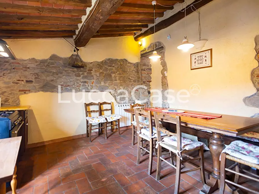 Immagine 15 di Casa colonica in vendita  a Villa Basilica