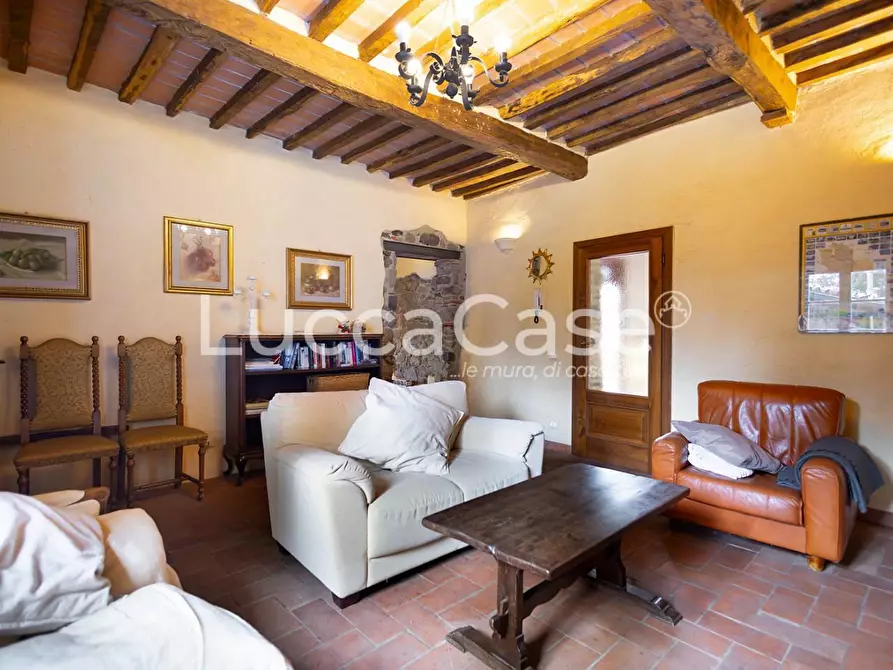 Immagine 13 di Casa colonica in vendita  a Villa Basilica