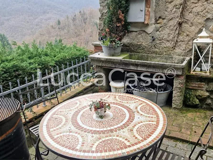 Immagine 43 di Casa colonica in vendita  a Villa Basilica