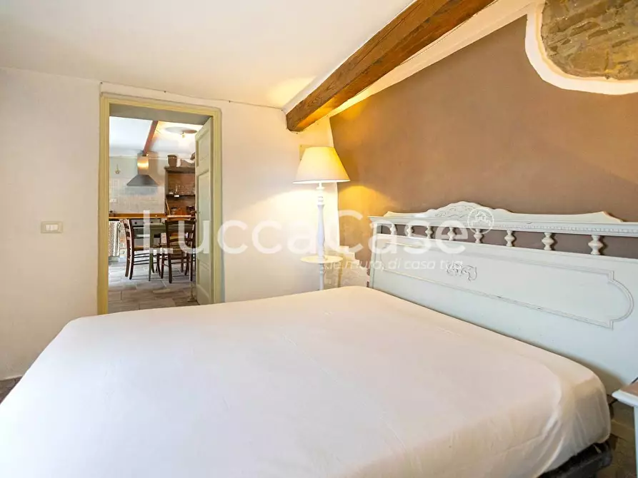 Immagine 41 di Casa colonica in vendita  a Villa Basilica