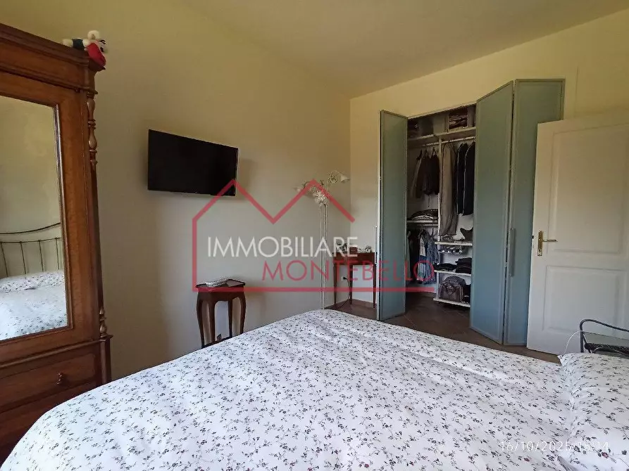 Immagine 35 di Villa in vendita  a Camaiore