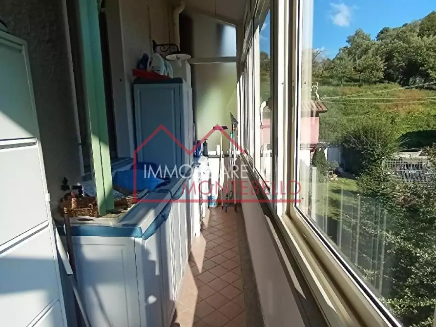 Immagine 53 di Villa in vendita  a Camaiore