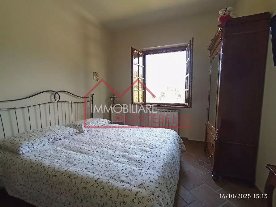 Immagine 30 di Villa in vendita  a Camaiore