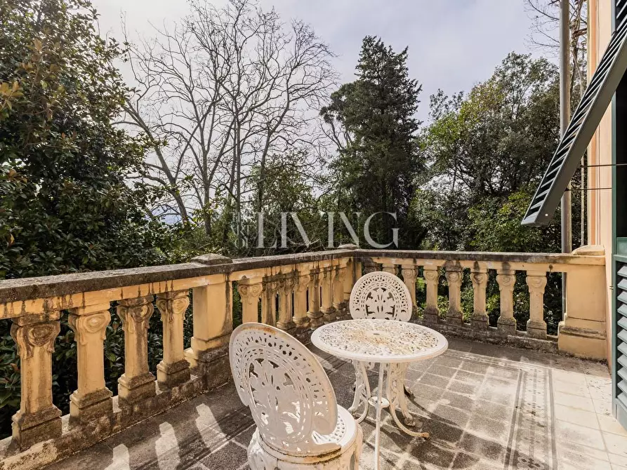 Immagine 18 di Appartamento in vendita  a Lucca