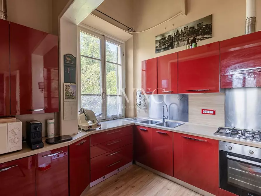 Immagine 32 di Appartamento in vendita  a Lucca