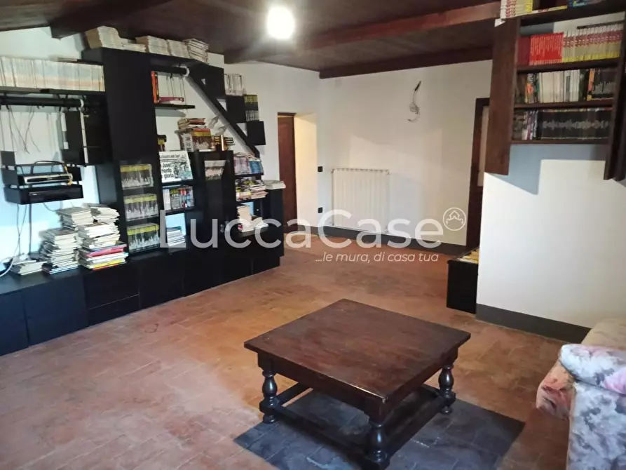 Immagine 4 di Casa colonica in vendita  a Cecina