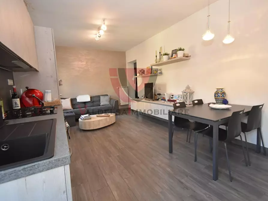 Immagine 10 di Appartamento in vendita  a Colle Di Val D'elsa