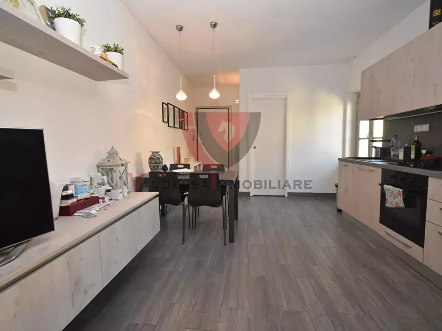 Immagine 8 di Appartamento in vendita  a Colle Di Val D'elsa