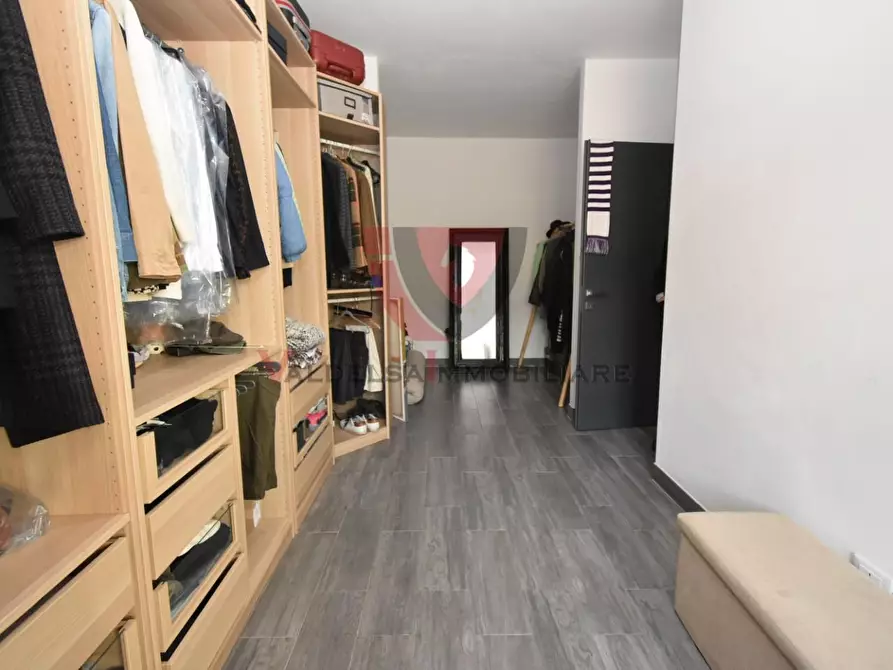 Immagine 17 di Appartamento in vendita  a Colle Di Val D'elsa