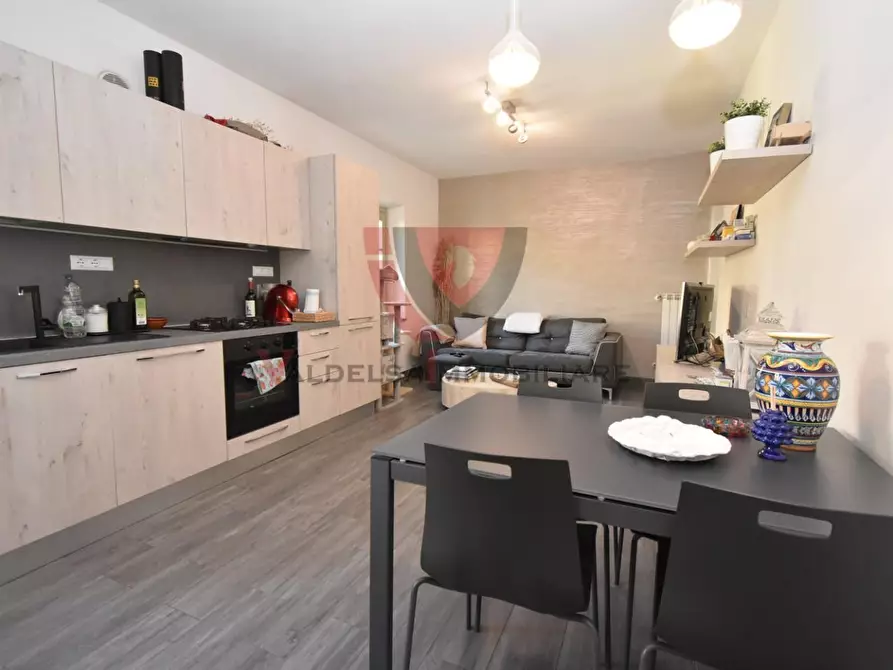 Immagine 2 di Appartamento in vendita  a Colle Di Val D'elsa