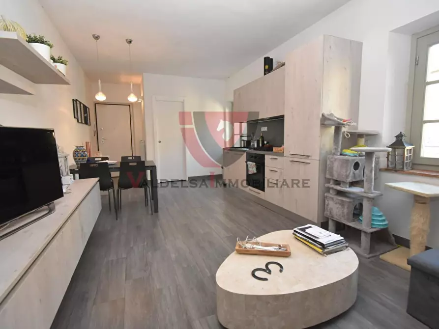 Immagine 4 di Appartamento in vendita  a Colle Di Val D'elsa