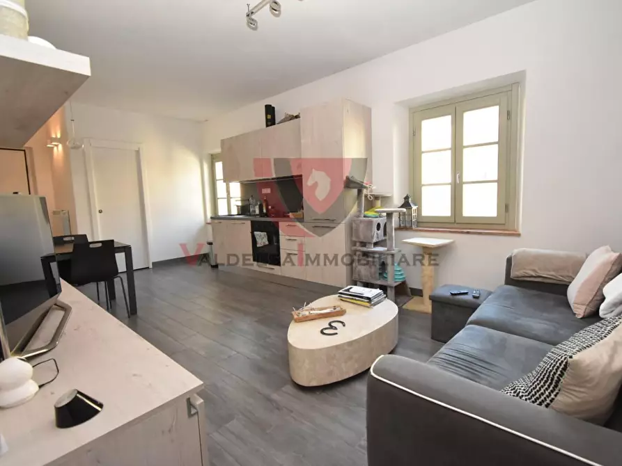 Immagine 9 di Appartamento in vendita  a Colle Di Val D'elsa