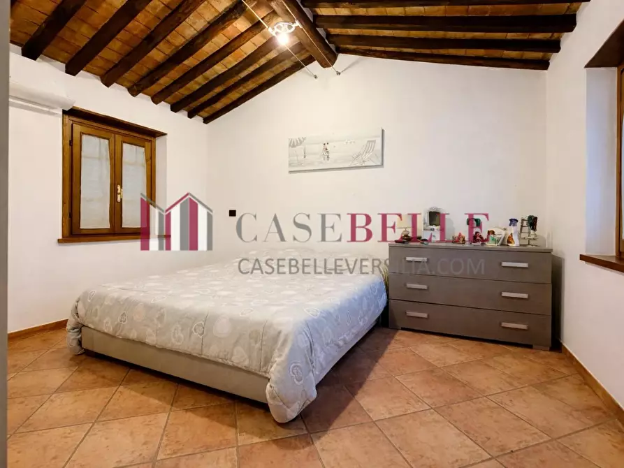 Immagine 15 di Casa semindipendente in vendita  a Camaiore