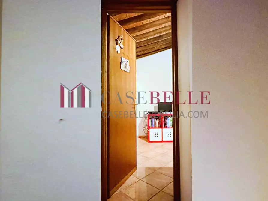 Immagine 17 di Casa semindipendente in vendita  a Camaiore