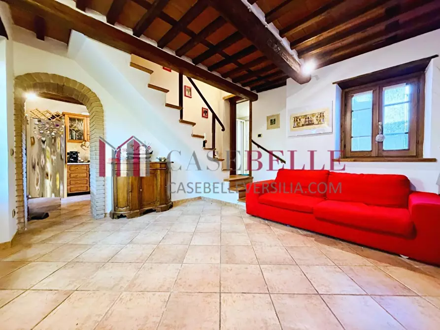 Immagine 4 di Casa semindipendente in vendita  a Camaiore