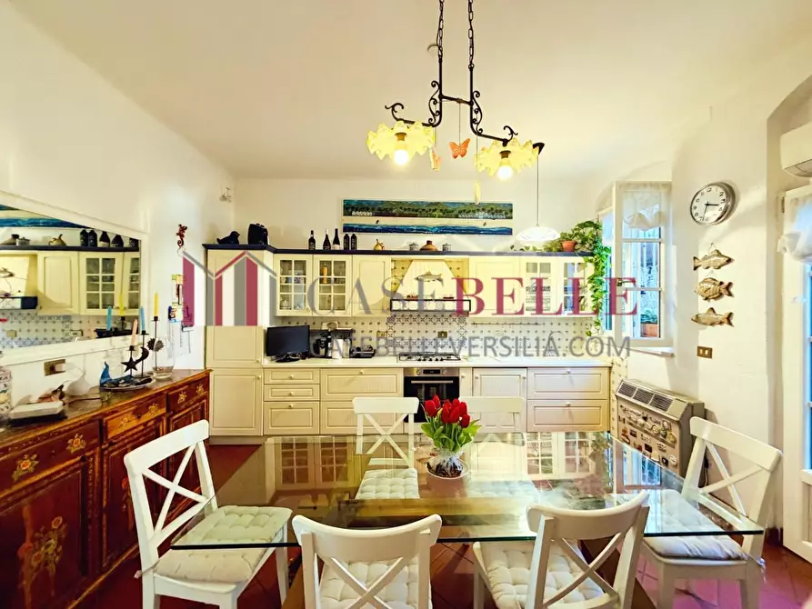 Immagine 7 di Casa semindipendente in affitto  a Forte Dei Marmi