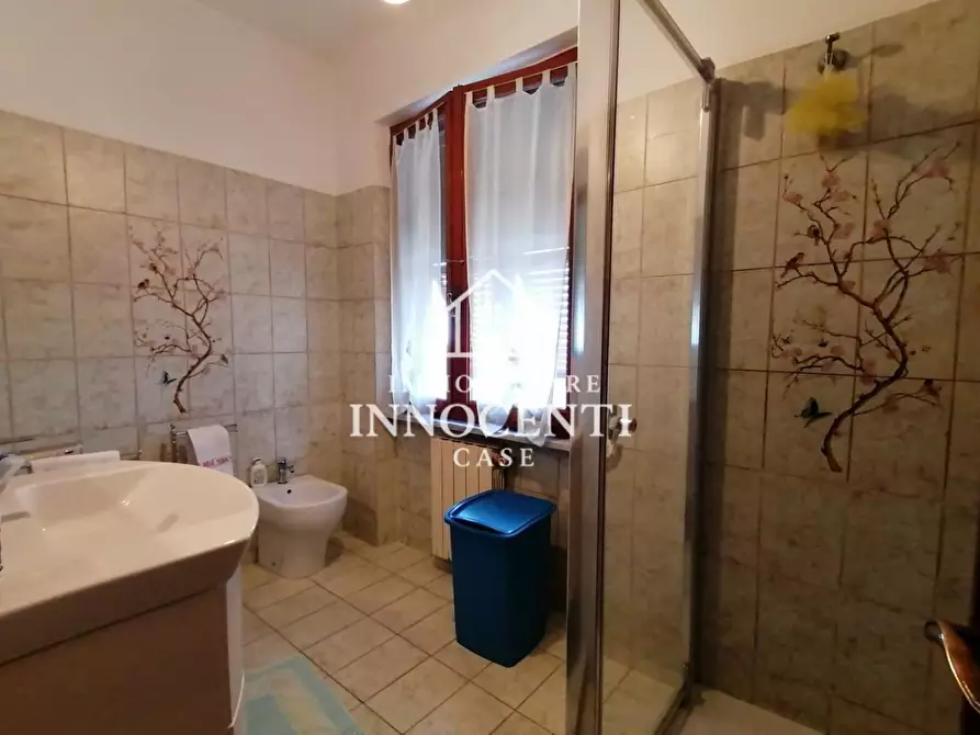 Immagine 20 di Porzione di casa in vendita  a Massa