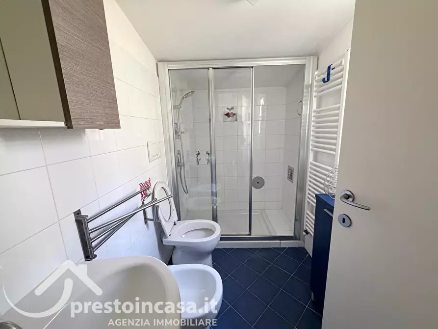 Immagine 24 di Villetta a schiera in vendita  a Viareggio