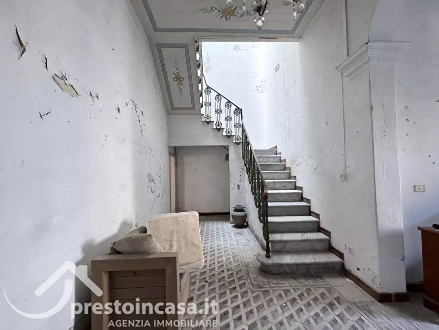 Immagine 1 di Villetta a schiera in vendita  a Viareggio