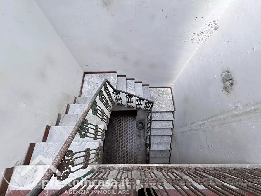 Immagine 8 di Villetta a schiera in vendita  a Viareggio